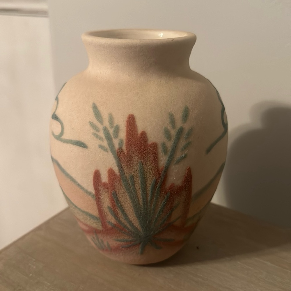 Navajo Sand Art Vase